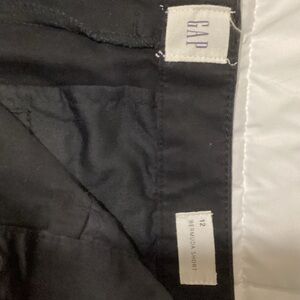 GAP Black Bermuda Shorts - Classic Casual